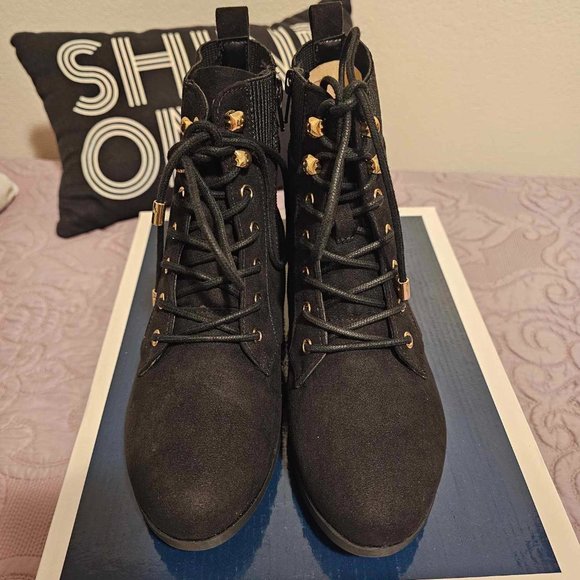 Karen Scott Shoes - Karen scott clarissae combat boots size 6